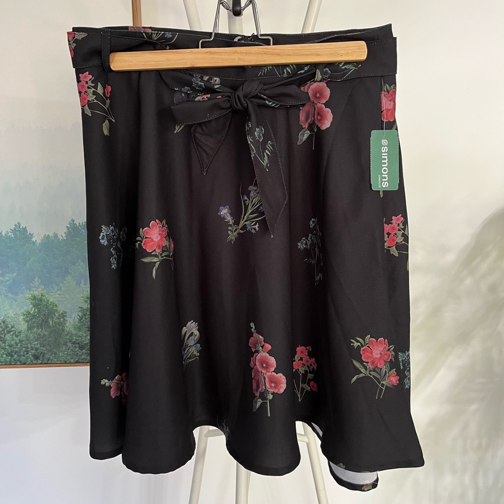 Icone (Simon's brand) Skirt with Floral Detail